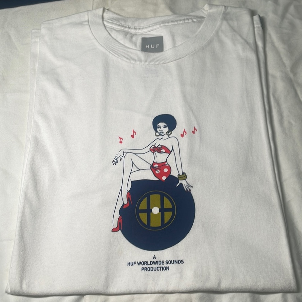 HUF (T-Shirt)